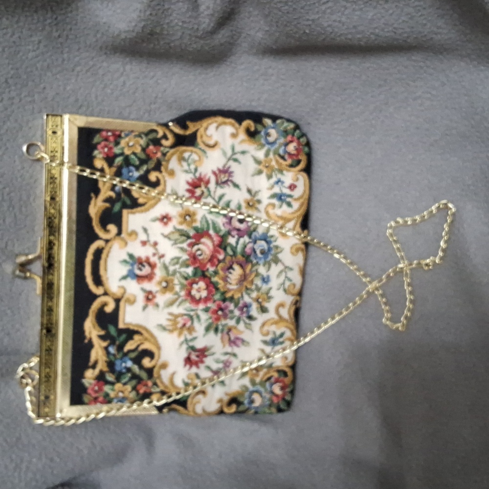 Purse. MAKE OFFER!!